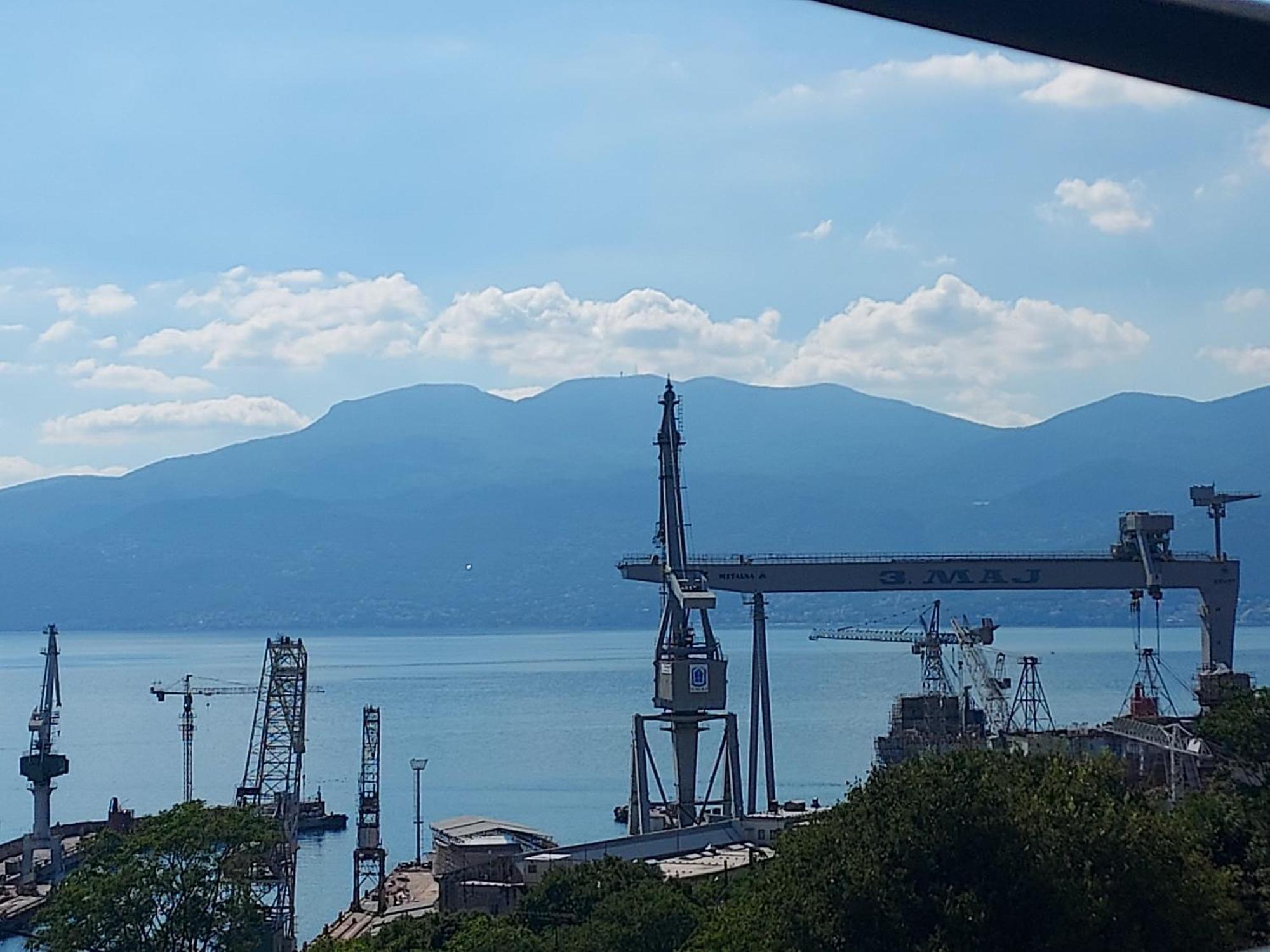 Apartment West Rijeka Bagian luar foto
